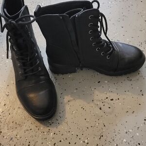 Black Lace-Up Combat Motorcycle Biker Ankle Boots With Zipper Side